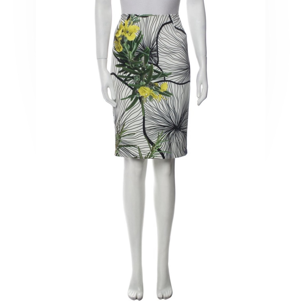 New With Tags Yigal Azrouel Knee Length Skirt Size 4